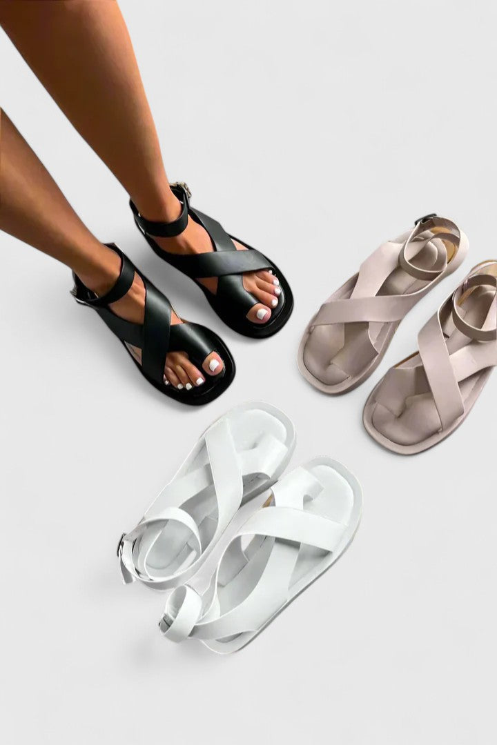 Platt sandal med vadderad innersula