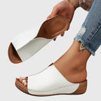 Strappy Flat Sandals with Adjustable Fastening