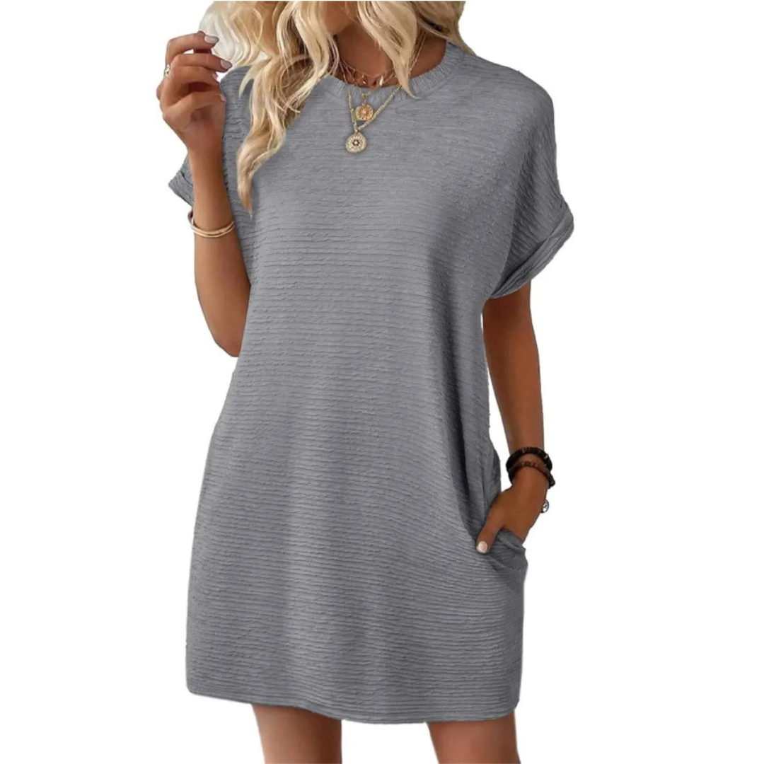 Round-Neck Dress with a Relaxed Fit for Warm Days