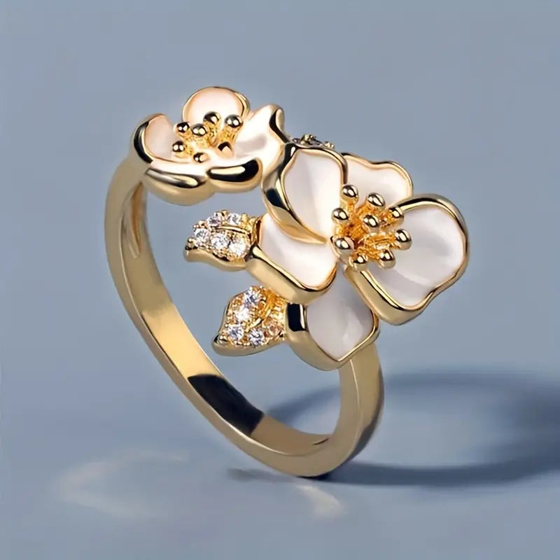 Vintage-Style White Enamel Flower Ring in Gold Colour