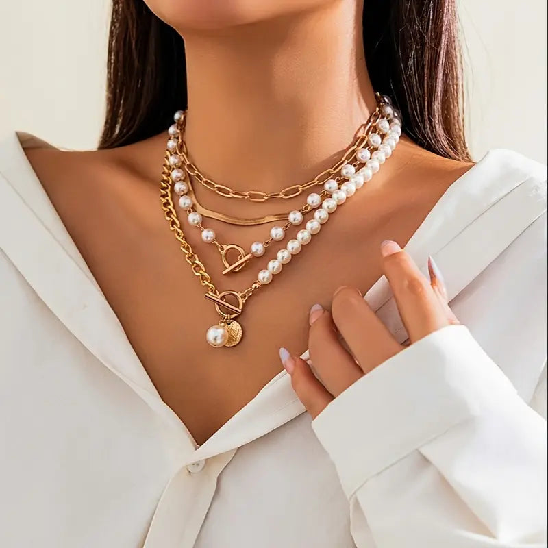 Vintage-Style Faux Pearl and Snake Chain Necklace Set in Gold Colour