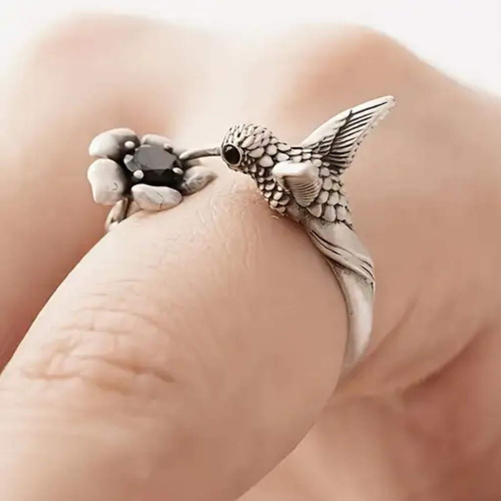Hummingbird Ring with Vintage Detailing in Silver Colour
