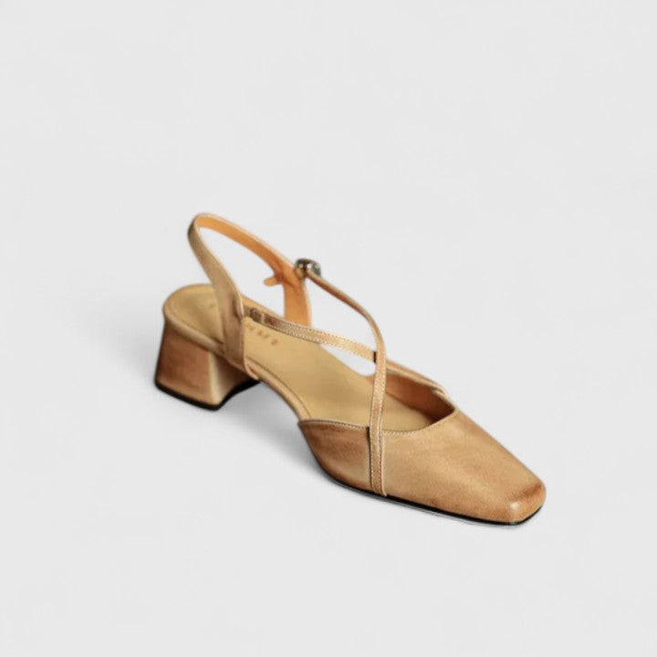 Sandalias de punta cuadrada cerrada con tacón ancho y hebilla
