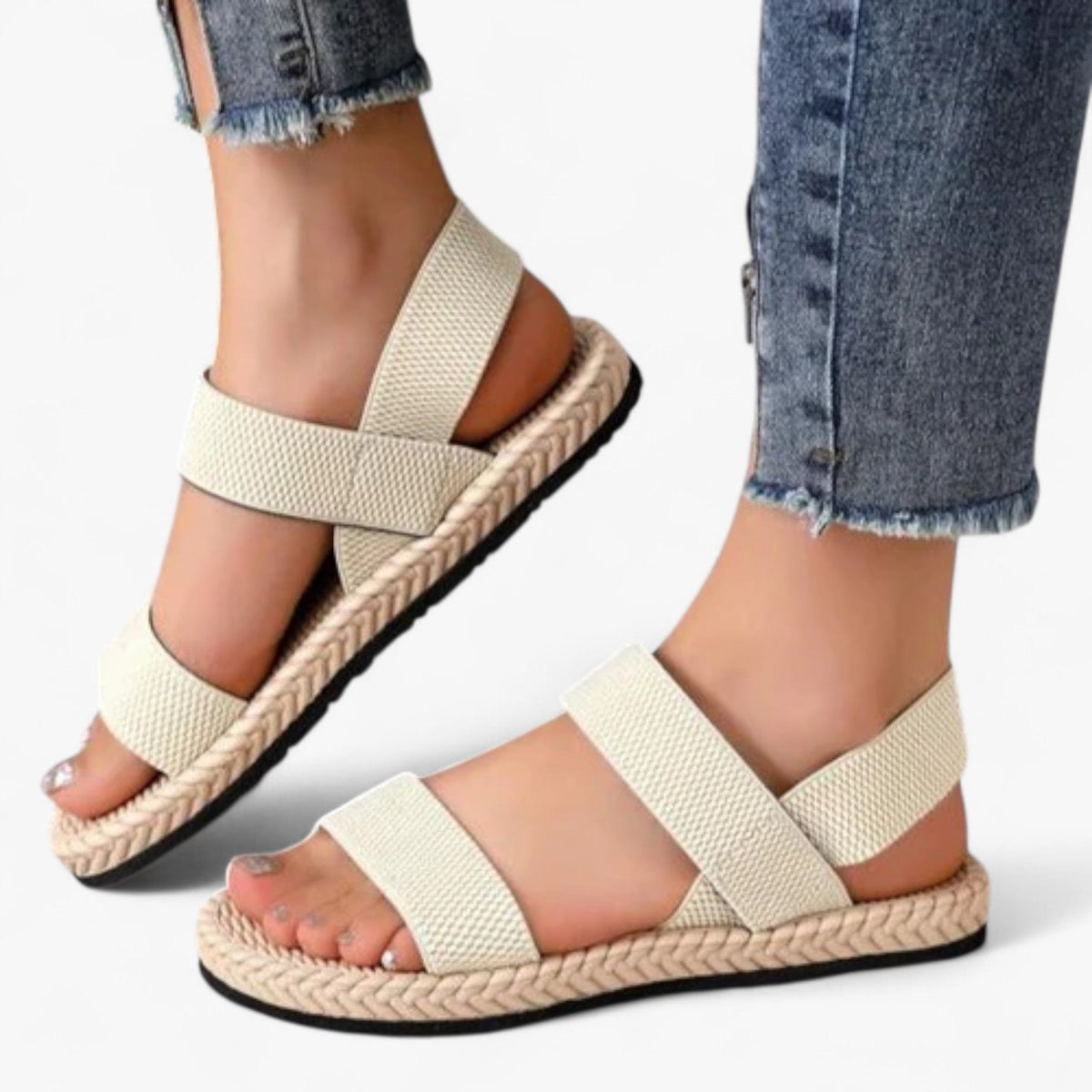 Comfort sandals with adjustable strap and flowing design