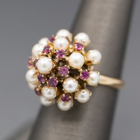 Vintage-Style Violet Faux Pearl Ring with Soft Lustre