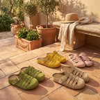 Sandalias tipo zueco sin cordones con hebilla lateral ajustable