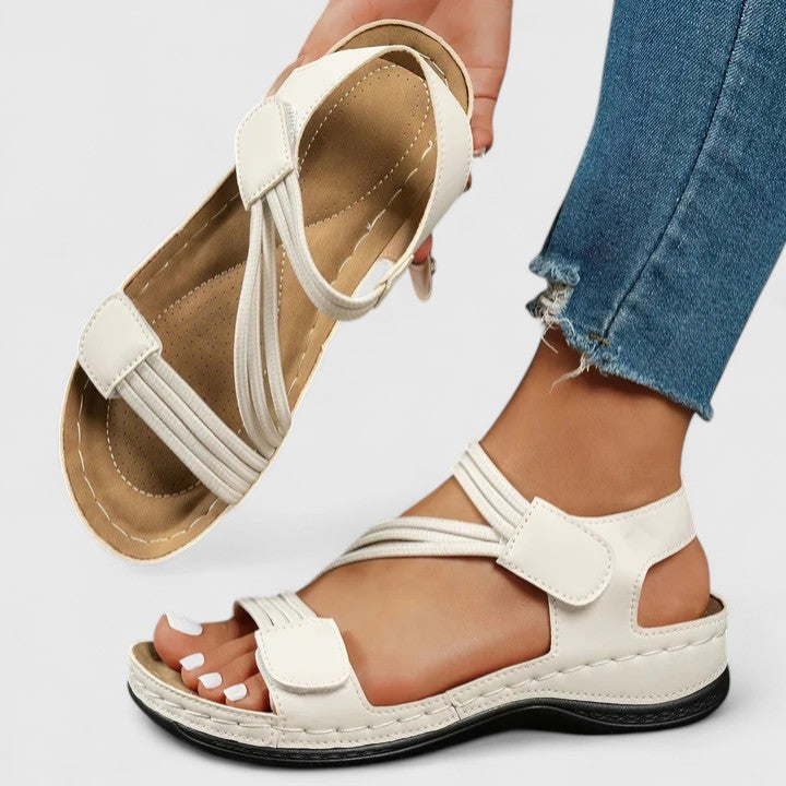 Formsydda sandaler med anatomiskt stöd