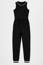 Ärmlös jumpsuit med kontrastkant och knytbälte