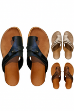 Sandalias de piel sintética con tiras cruzadas y detalle de anilla para el dedo