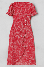 Vestido midi floral con cuello de pico y detalle de botones laterales