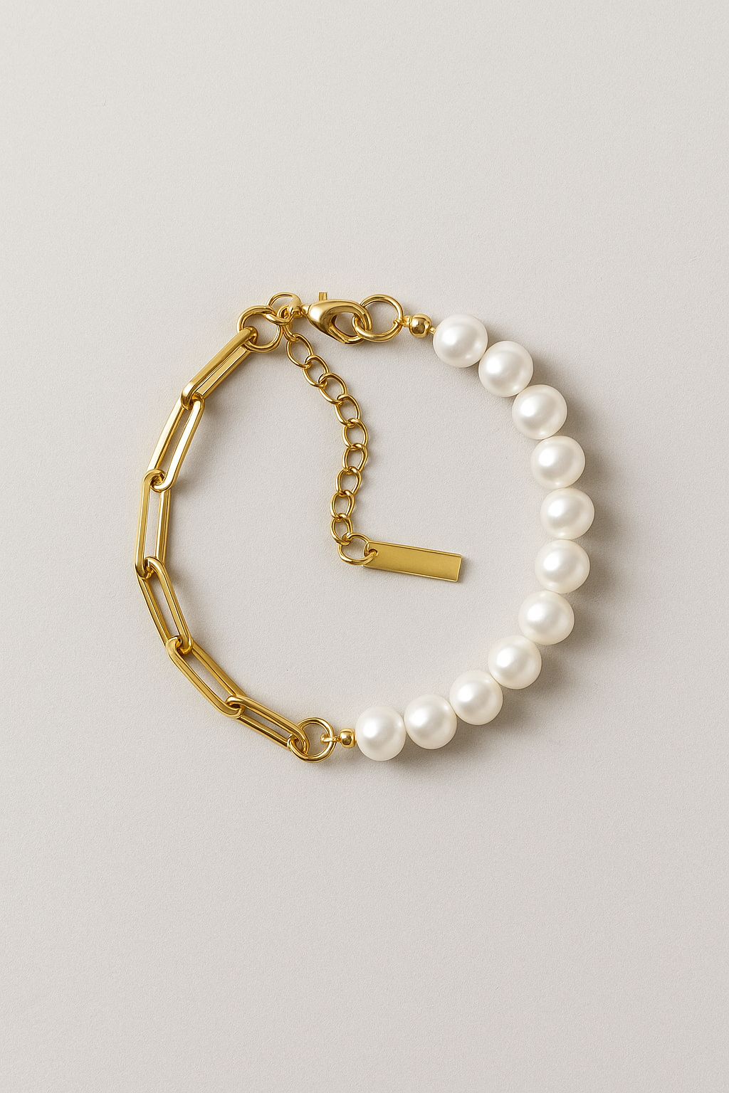 Two-Tone Pearl and Chain Bracelet with Adjustable Clasp
