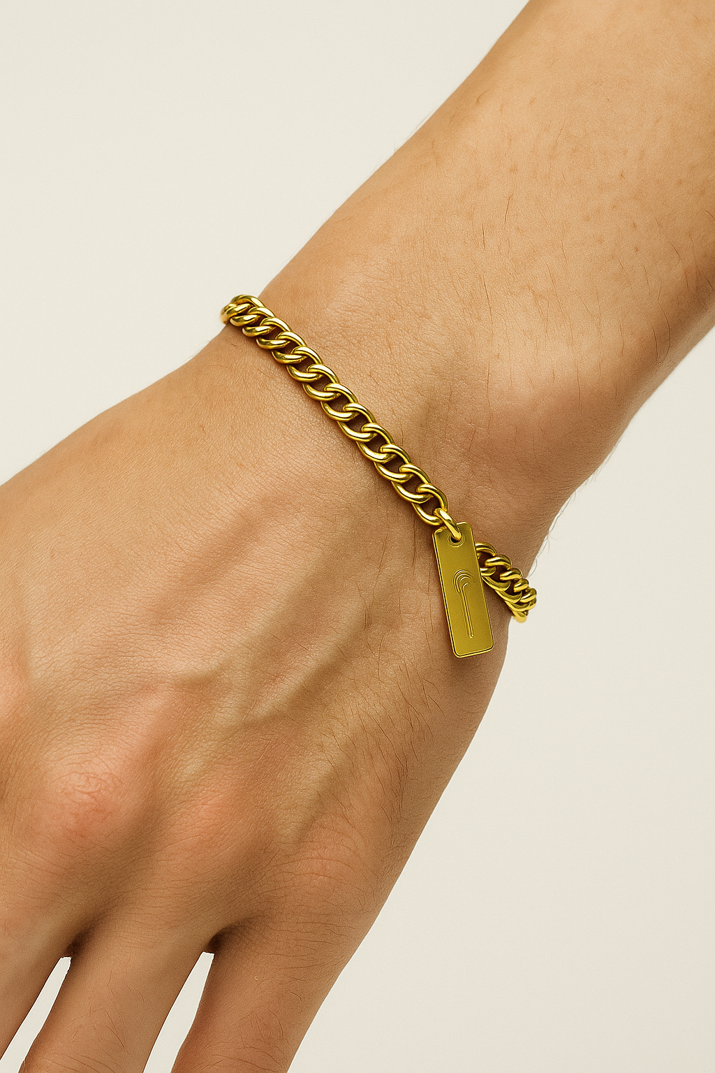 Cuban Link Chain Bracelet in Gold or Silver Finish