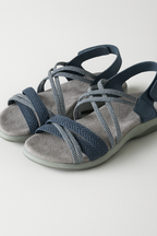 Sandalias con tiras ajustables y suela acolchada para el aire libre