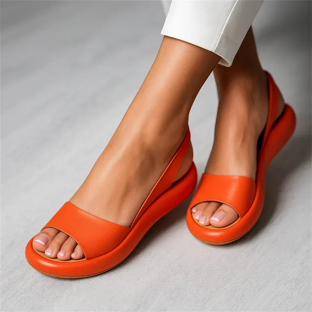 Adaptive Cushioned Sandals with Breathable Upper
