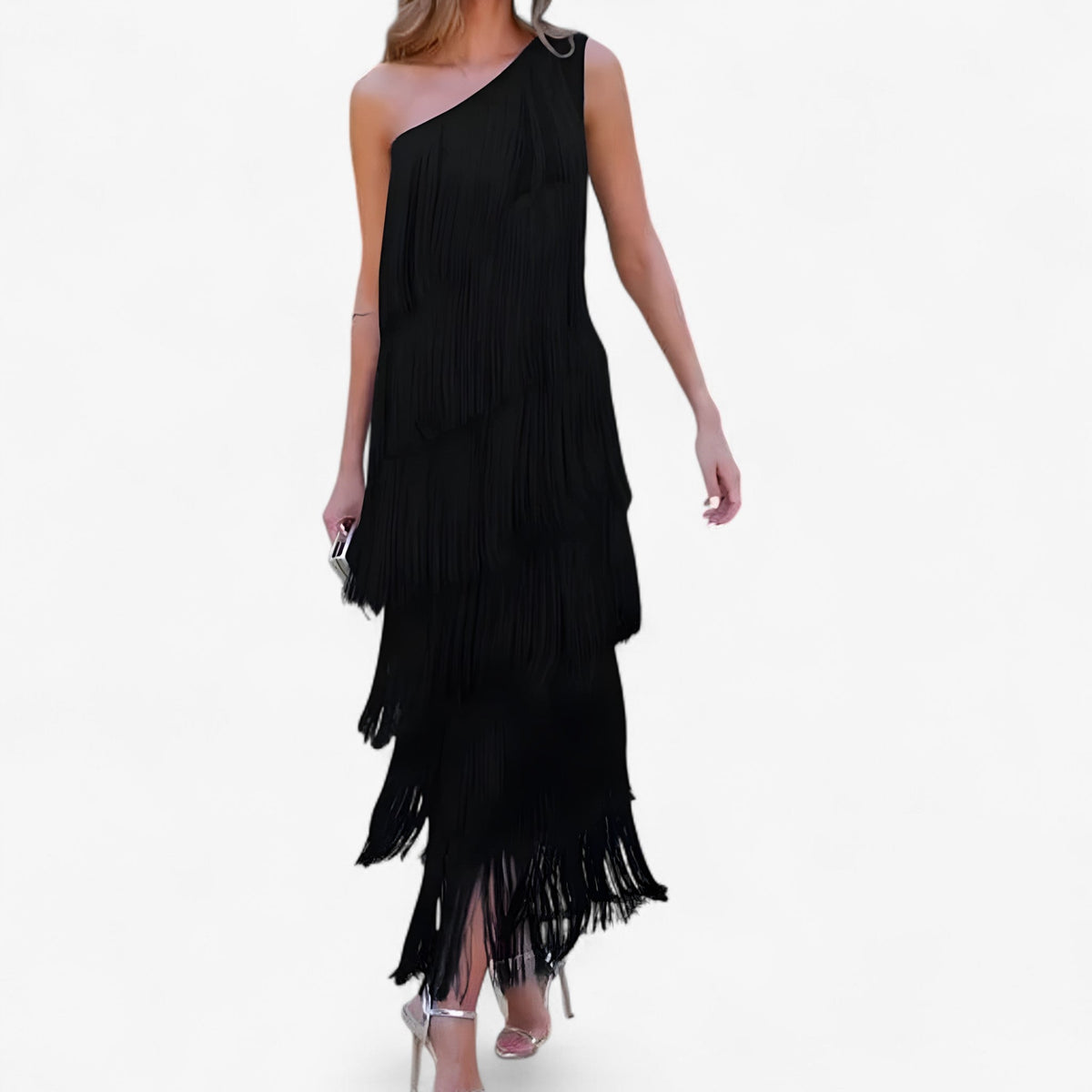Vestido de noche con flecos y silueta ajustada