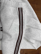 Conjunto de dos piezas de rayas con blusa y pantalones de pierna ancha