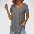 Blusa de verano con escote cuadrado y pliegues sutiles
