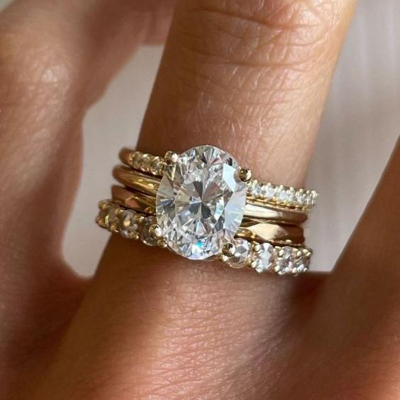 Vintage-Style Bright Zirconia Ring Set for Stacking