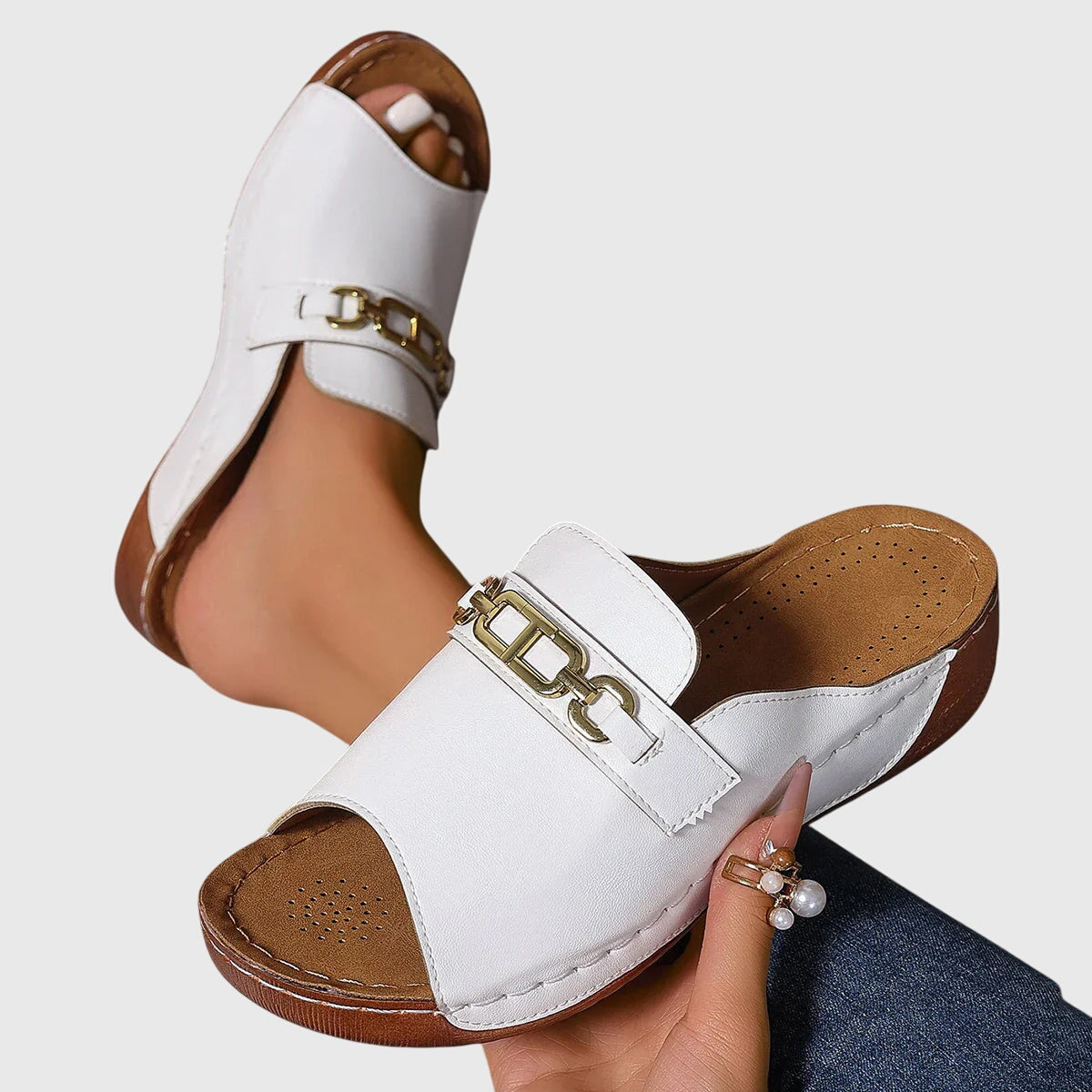 Sandalias anatómicas con empeine transpirable