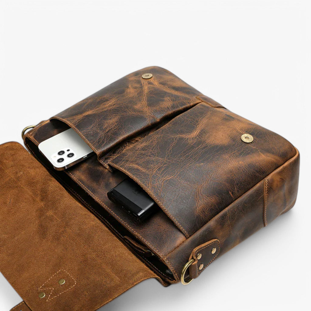 Vintage-style shoulder bag for men with a natural patina