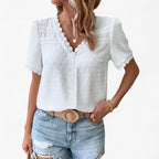 Blusa de algodón de estilo vintage con ribete de encaje y mangas abullonadas