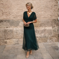 Off shoulder-maxiklänning i draperad chiffong med utsvängd fåll
