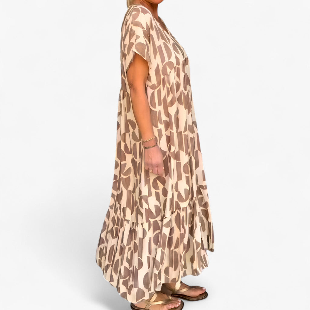 Vestido ligero con cuello de pico en un tejido de verano transpirable
