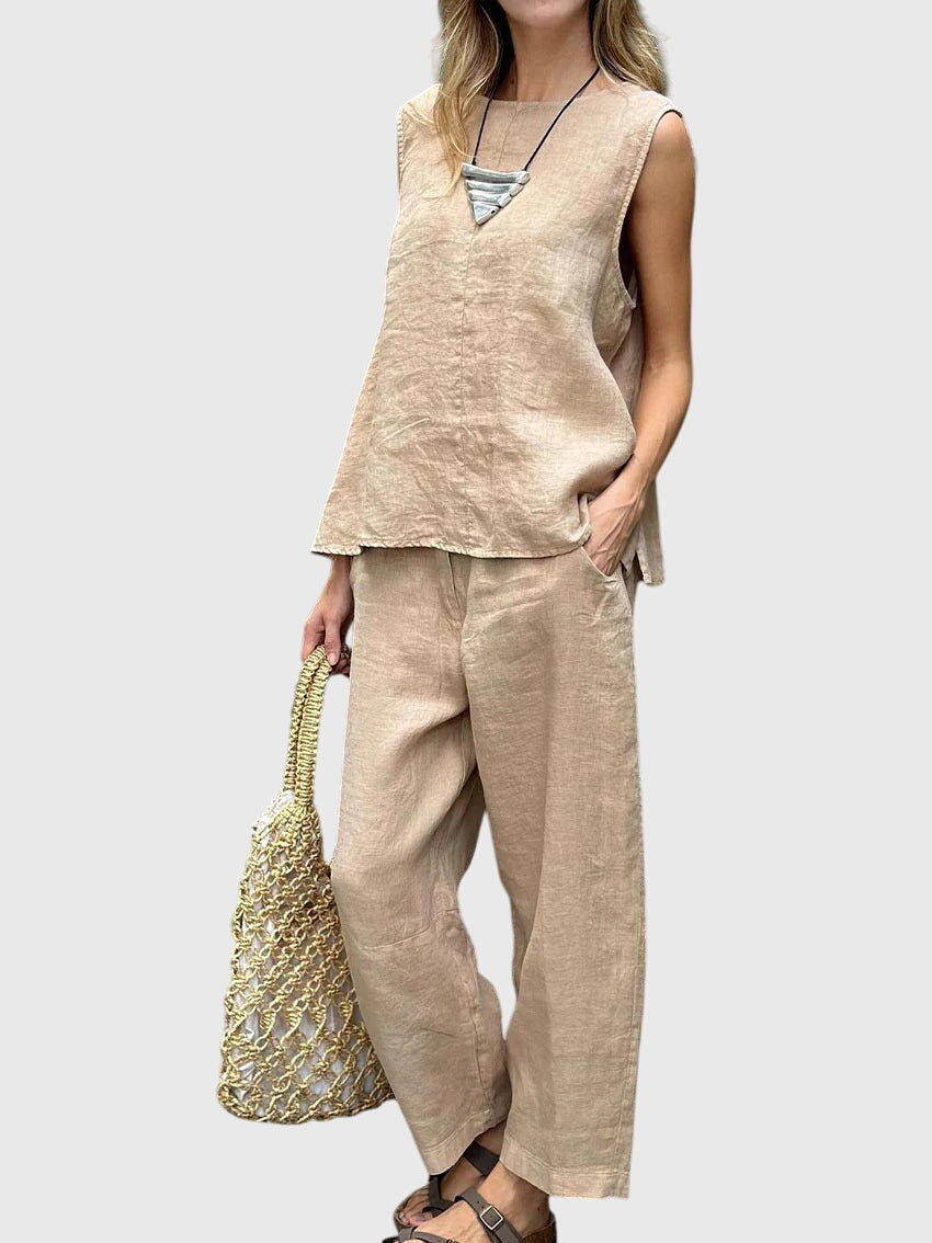 Airy Two Piece Set with Wide Unrestricted Cut