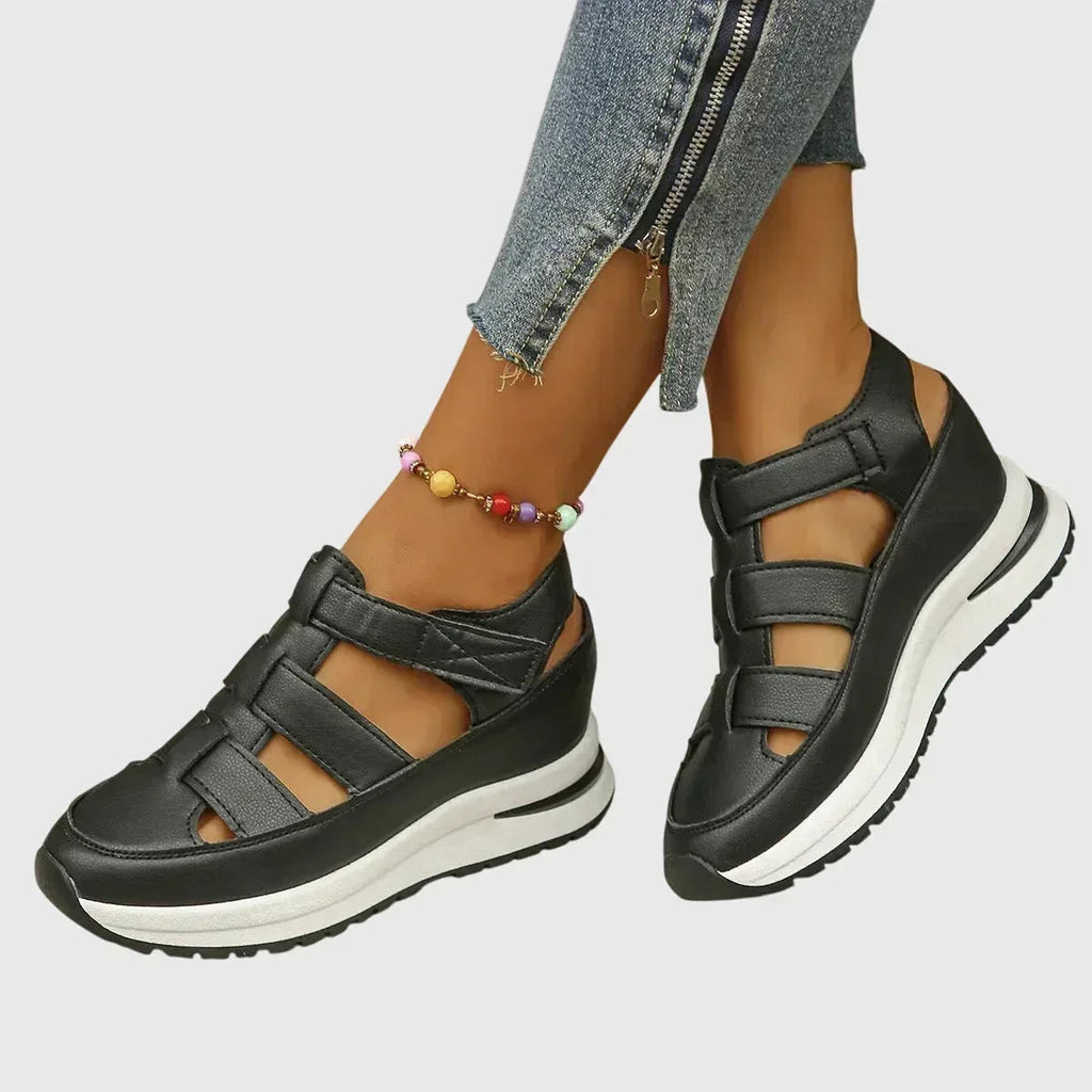 Sandalias para el día a día con suela antideslizante en tonos metalizados