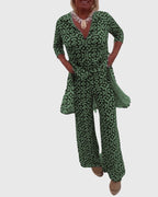 Vintage Style Two Piece Set with Classic Cut