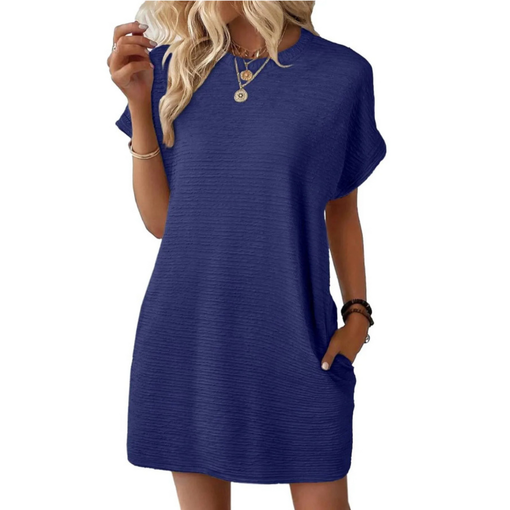 Round-Neck Dress with a Relaxed Fit for Warm Days