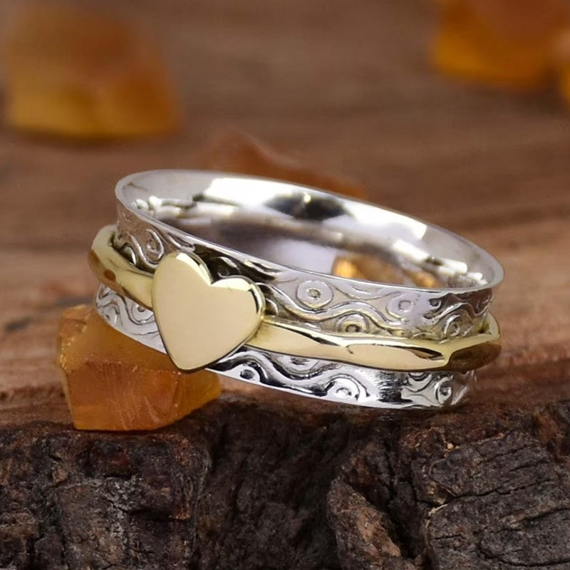 Vintage-Style Patterned Heart Spinner Ring with Two-Tone Finish