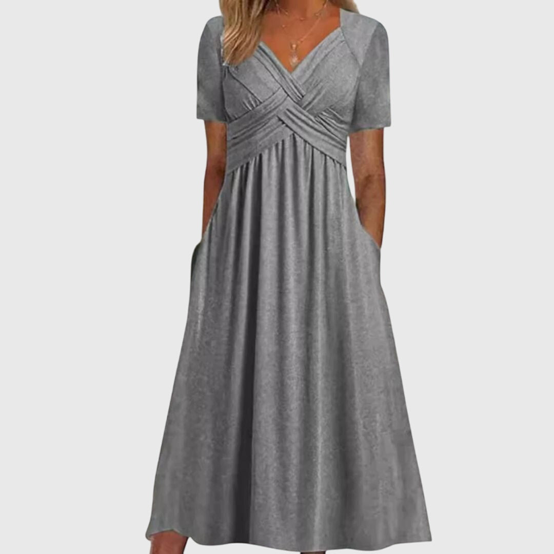 Flowing Dress with Smooth Silhouette
