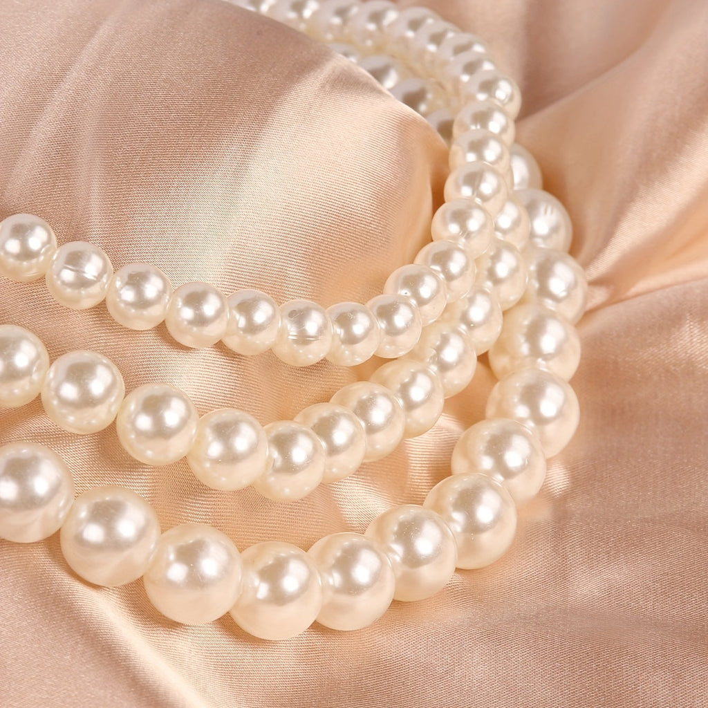 Flerlagrad vintagechoker med konstpärlor och färgdetaljer