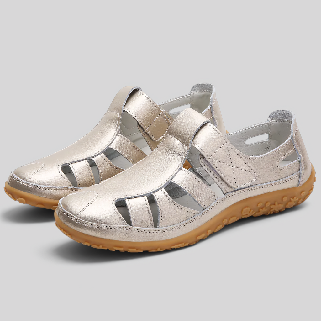 Ortopediska sandaler med ergonomisk halkfri sula