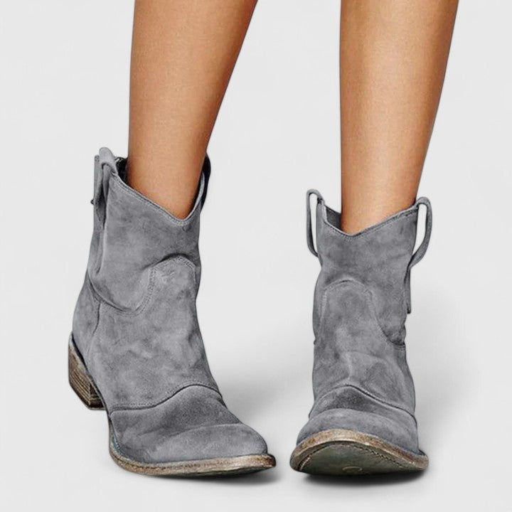 Western-inspirerade boots med förfinade detaljer
