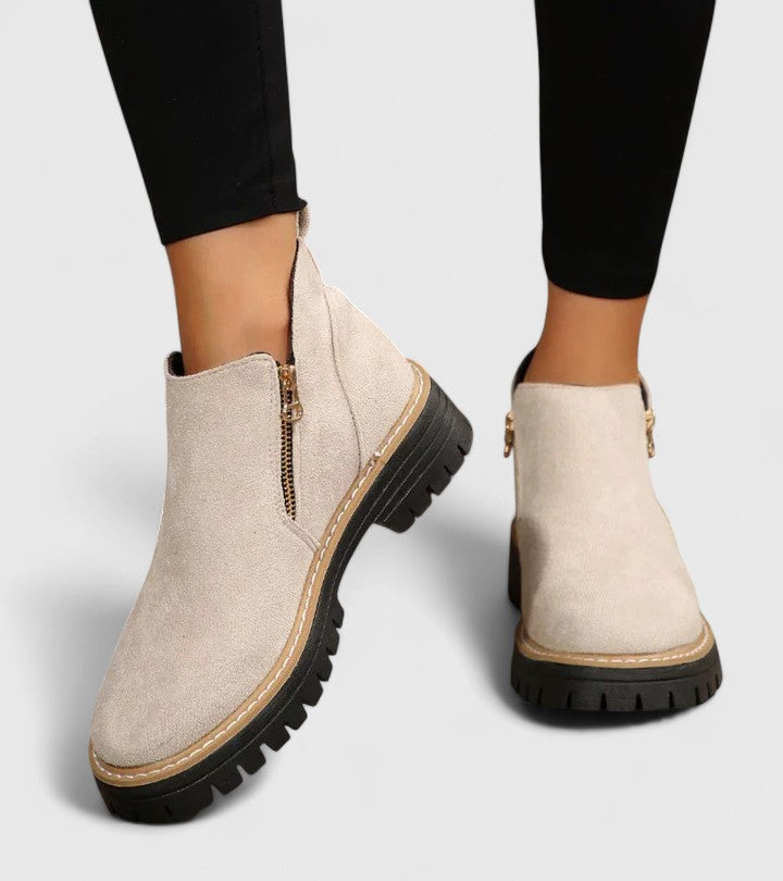 Botines con plantilla anatómica de sujeción