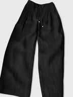 Airy Flowing Trousers with Graceful Drape