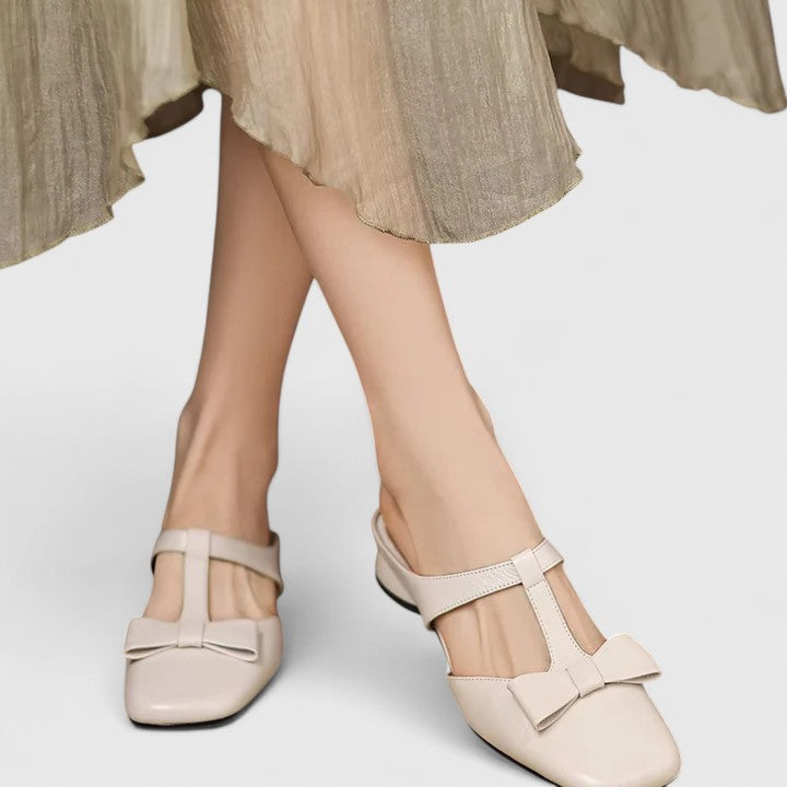 Slip in-sandaler med halkfri sula i mjuka toner