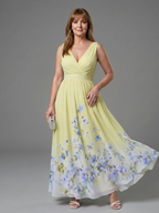 Sleeveless V-Neck Floral Print Midi Dress