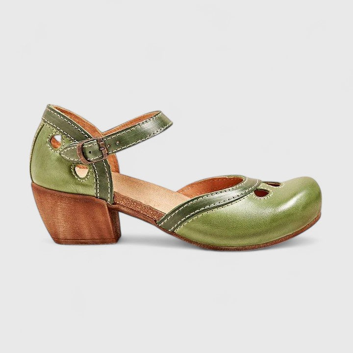 Contoured Sandals with Even Pressure Distribution