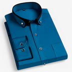 Figursydd finskjorta med button-down-krage och manschetter