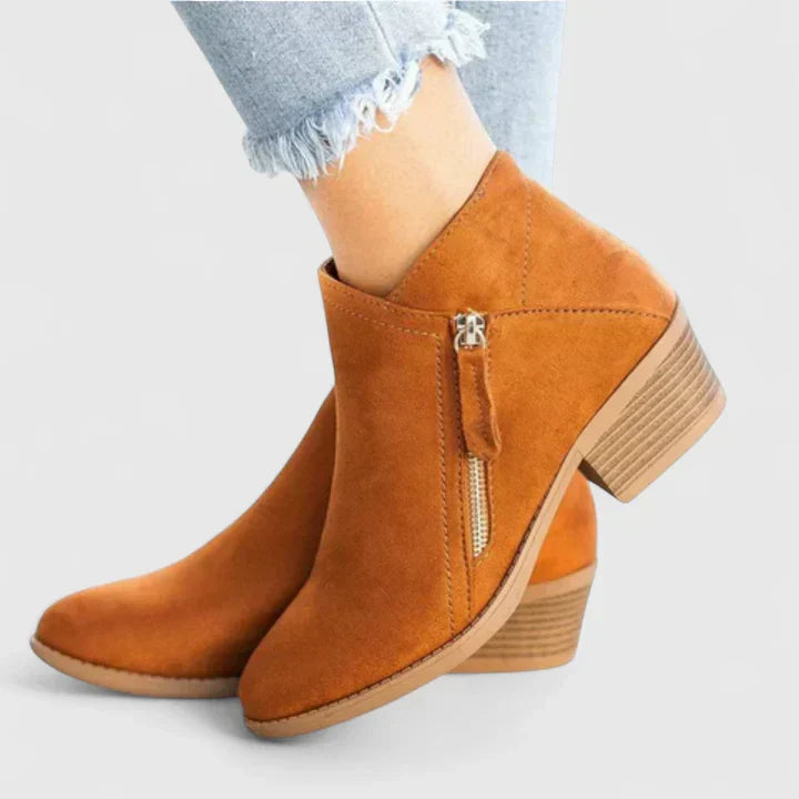 Vattenavvisande boots med stödjande konstruktion