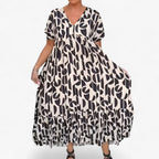 Vestido ligero con cuello de pico en un tejido de verano transpirable