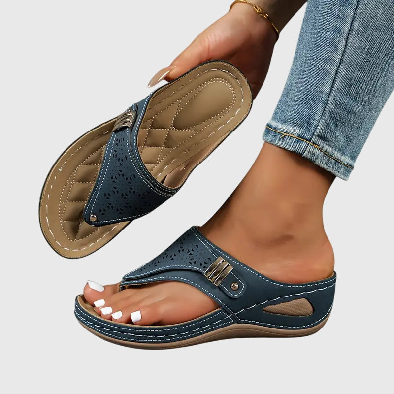 Sandalias de cuña fáciles de calzar con plantilla perfilada