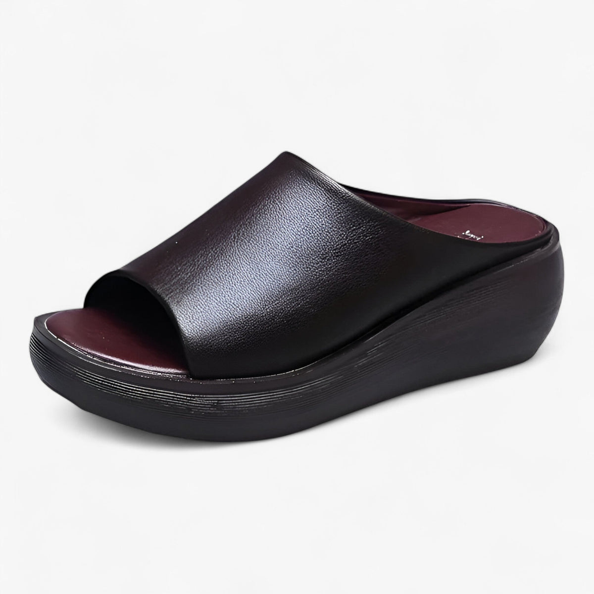 Mules de cuña abiertas por delante con acolchado para todo el día