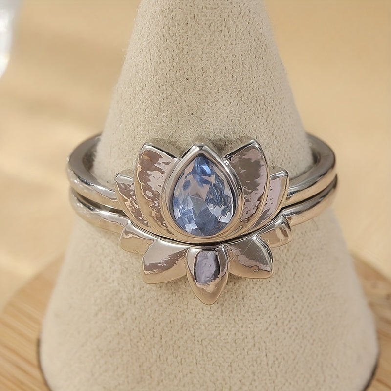 Retro Teardrop Zirconia Lotus Flower Ring in Silver Colour