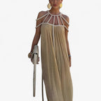 Vestido largo con una silueta fluida y estilizadora
