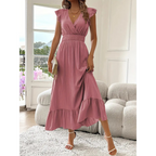 Vestido largo con escote de pico fruncido para los días de verano junto al agua