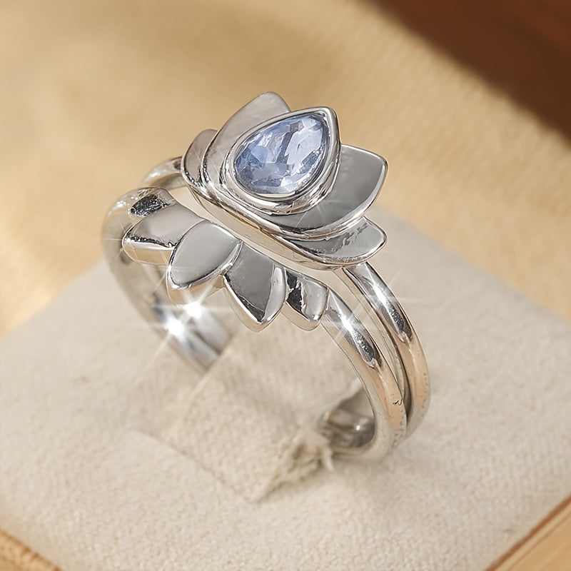 Retro Teardrop Zirconia Lotus Flower Ring in Silver Colour